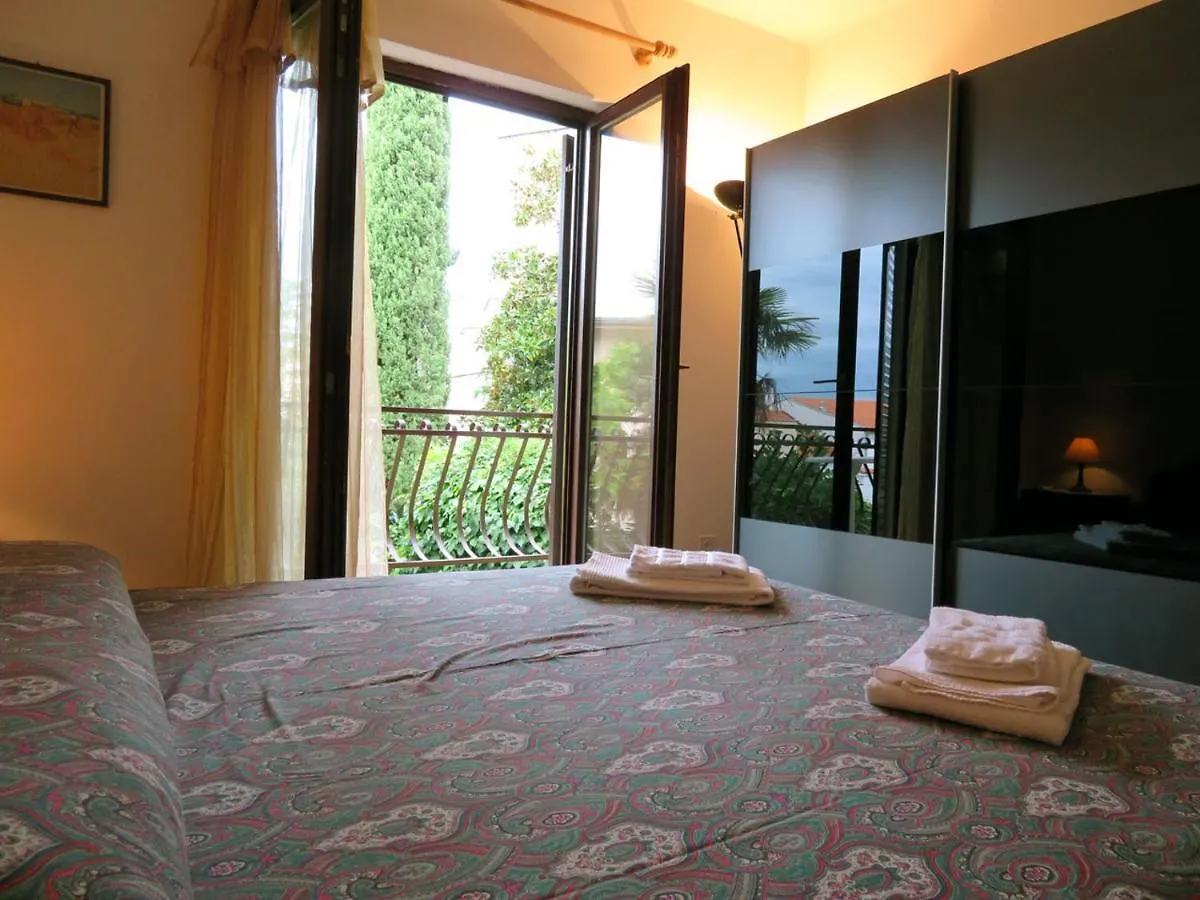 King Tomislav Apartments Crikvenica 0*,