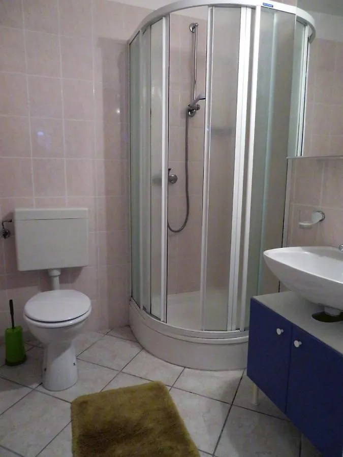 King Tomislav Apartments Crikvenica 0*,  Croatia